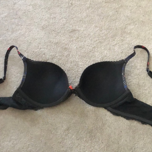 Push-up bra - Picture 2 of 2